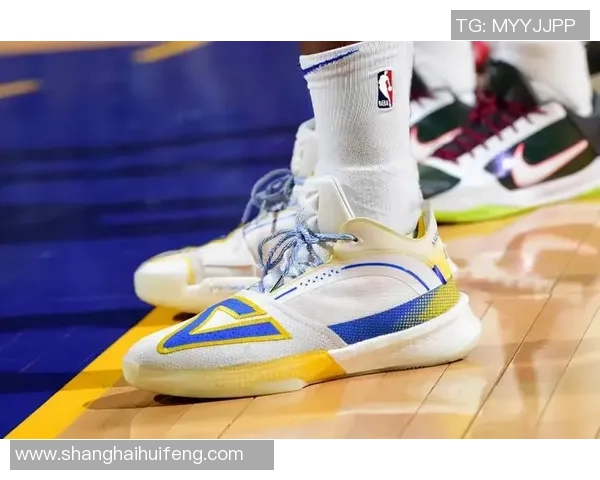 选择足球明星球鞋时你应该关注哪些顶级球员的品牌与技术优势